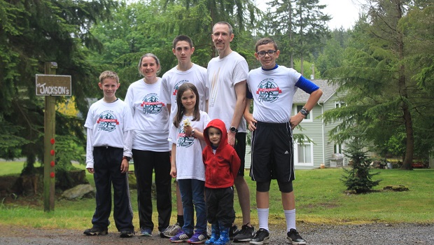 Blog_-_Mike_Jackson_profile_-_with_family_5k_-_2_columns.jpg