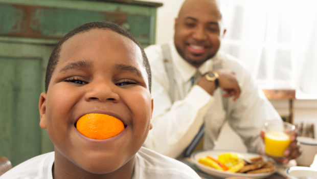 boy-orange-father-breakfast_620x350.jpg