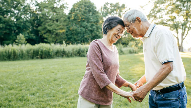 Senior-asian-couple-2col.jpg